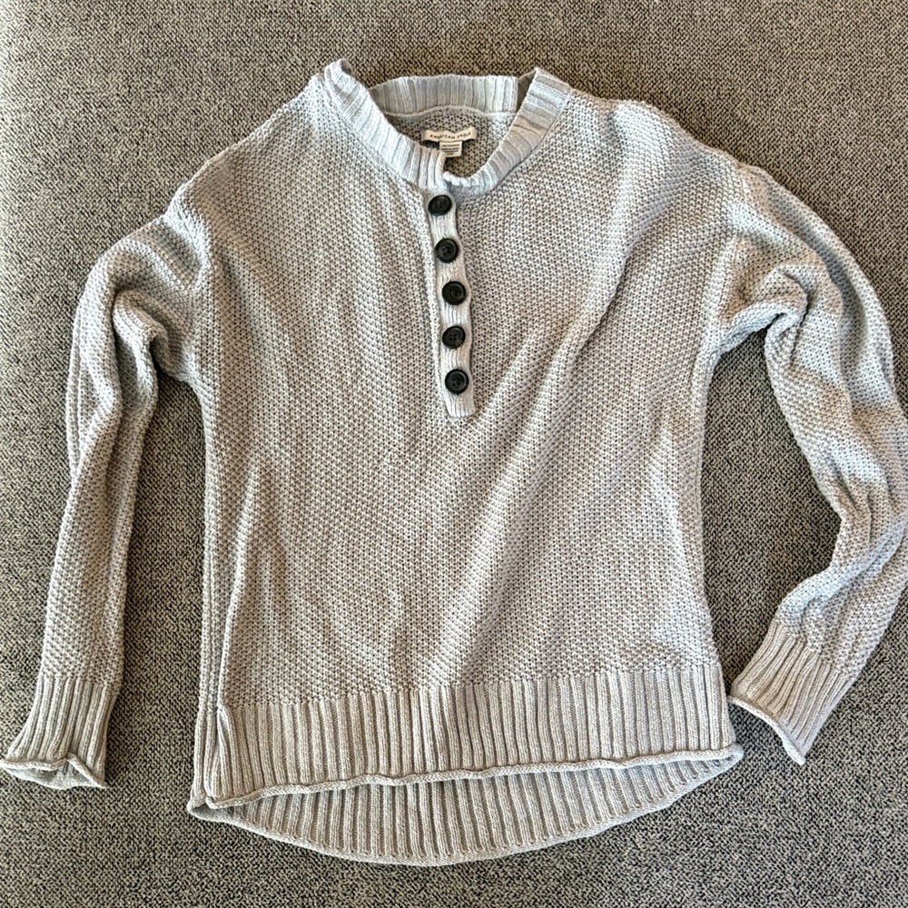 American Eagle Outfitters Gray Crew Neck Sweater